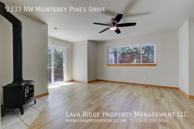 Building Photo - 2333 NW Monterey Pines Dr