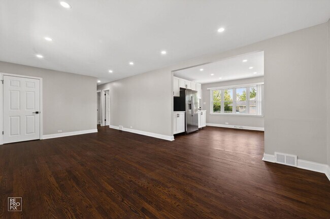 Foto del edificio - Gorgeous 3 Bedroom Home in Wauconda!