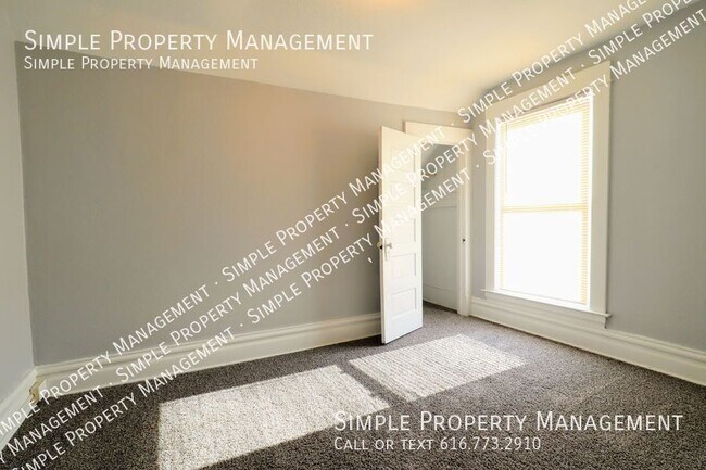 Foto del edificio - 452 Oakdale St SE