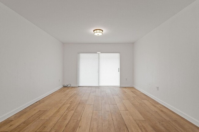 Building Photo - 7831 SW 56th St
