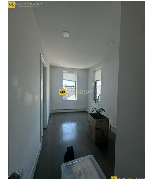 Building Photo - 44A Joy St