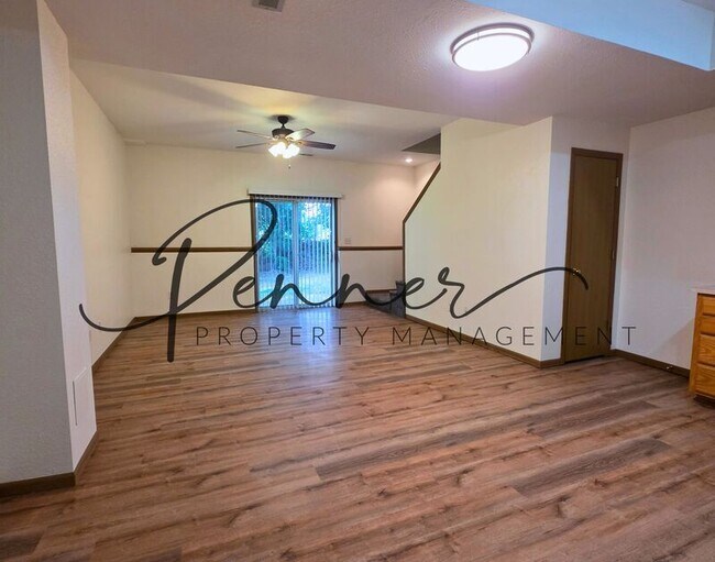 Foto del edificio - 3110 S Cedar Crest Ct