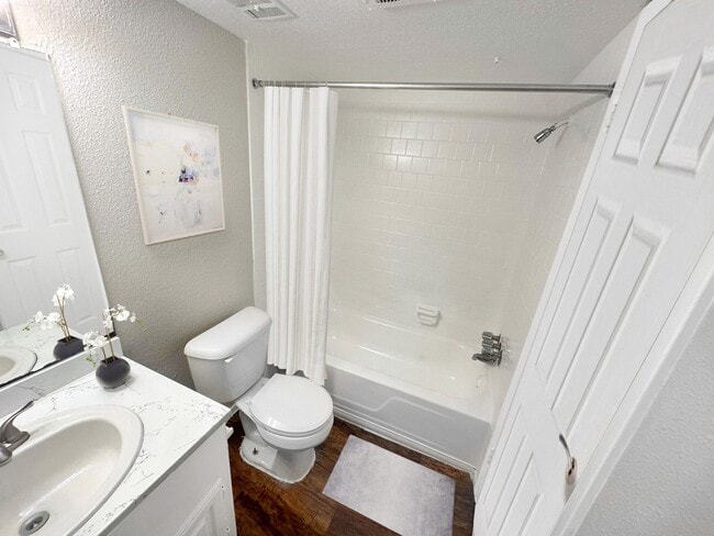 Interior Photo - Siena on Westheimer