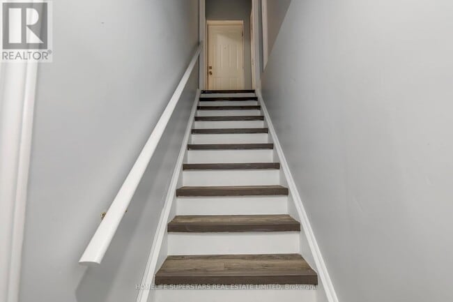 Photo du bâtiment - 3465 Aquinas Ave