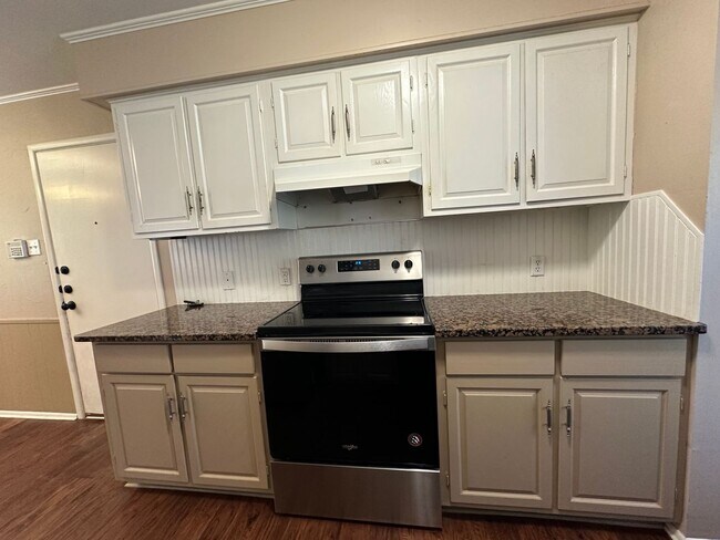 Foto del edificio - 3/2 with Great Back Yard