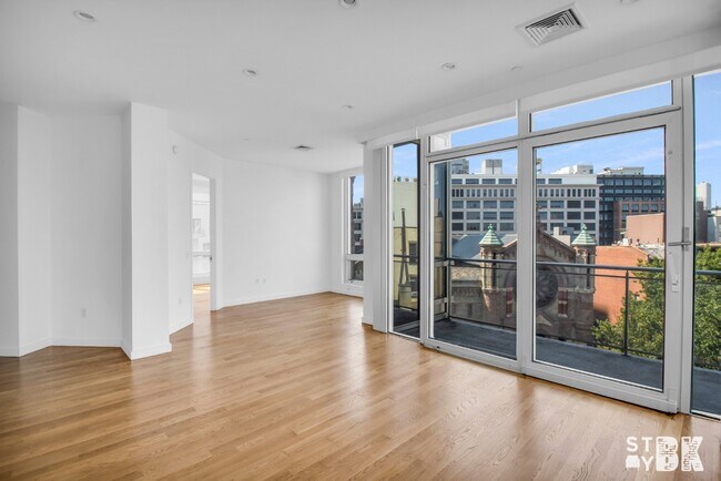 Foto del edificio - 525 Clinton Ave