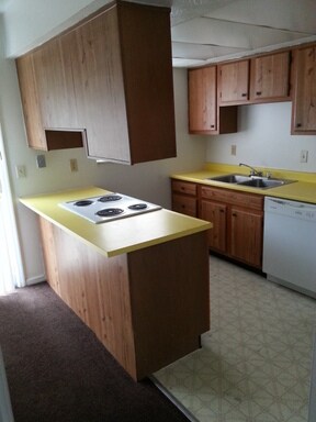 Primary Photo - 969 Taylorsview Dr
