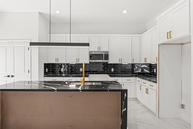 Foto del edificio - 5110 Westover St