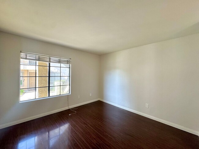 Building Photo - Great 2B/2BA Condo in Mira Mesa!