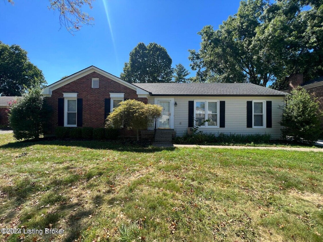 Primary Photo - 808 Moser Rd