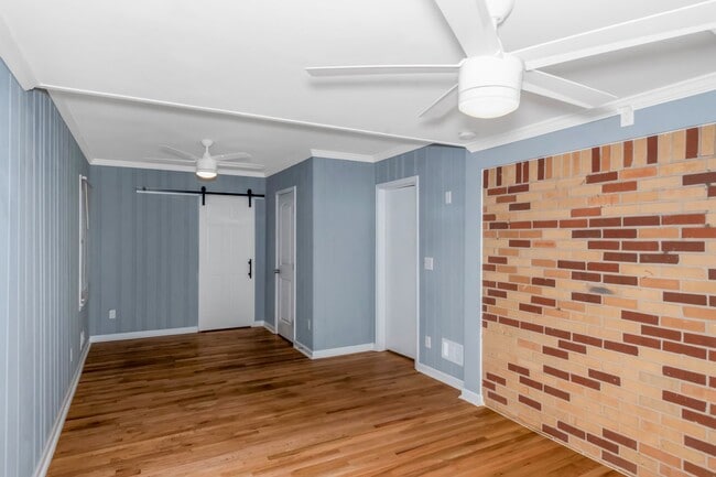 Building Photo - 2019 Knight Ct SE