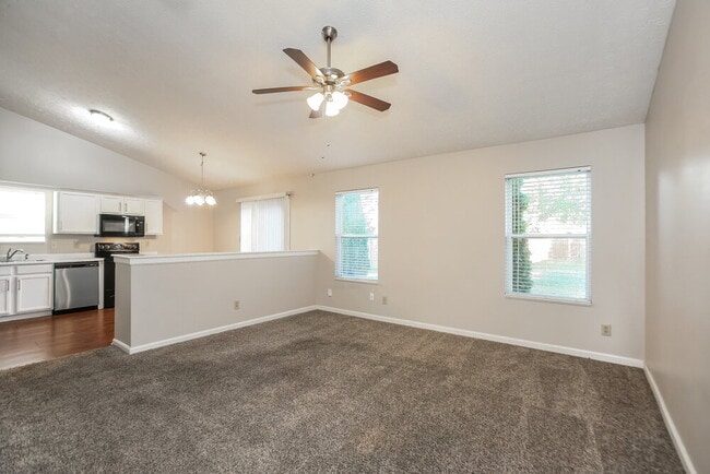 Building Photo - 5882 Glen Haven Blvd