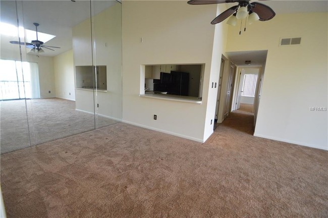 Building Photo - 1235 S Pine Ridge Cir