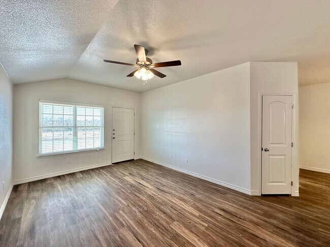 Foto del edificio - 217 A Dolphin Dr