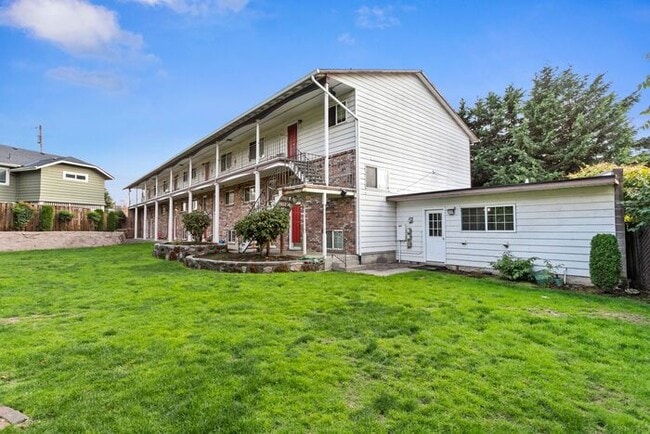 Photo - this is a must see large 2 bed 1bath. Clos... House