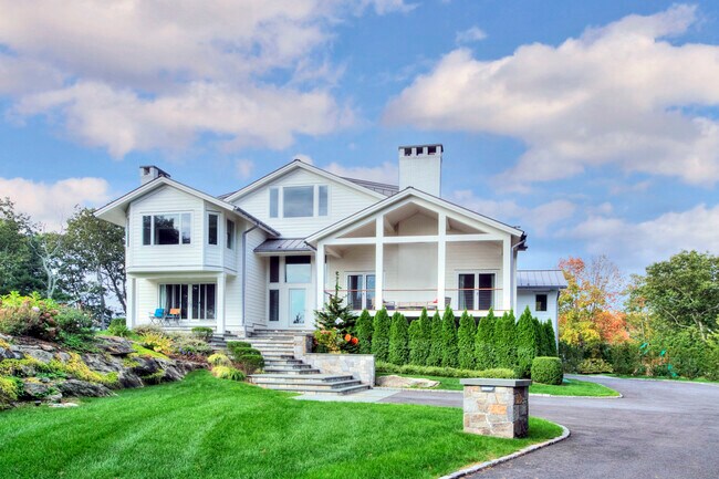 Building Photo - 3 Stony Point W