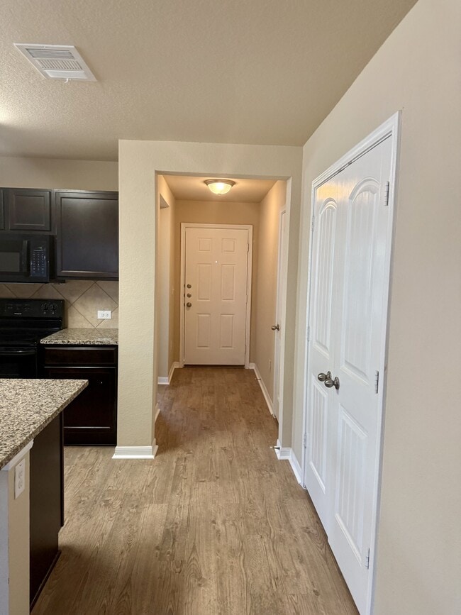 Building Photo - 5704 Montrelia Dr