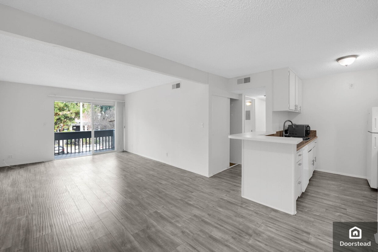Foto principal - 18620 Hatteras St