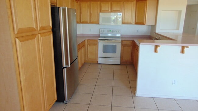 Building Photo - 1352 Kwana Ct
