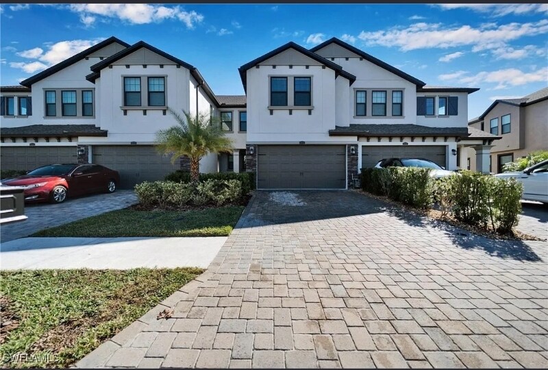 Foto principal - 4564 Almada Ln