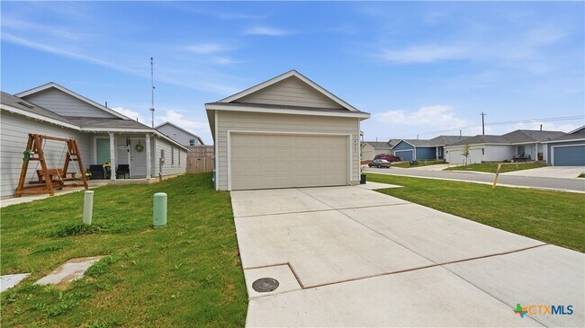 Foto del edificio - 1621 Pile Trl