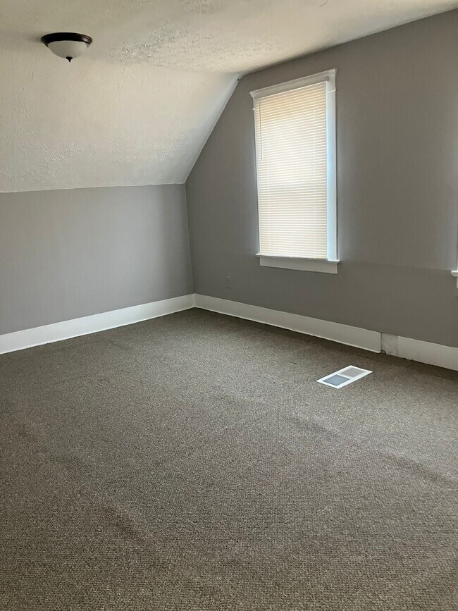 Foto del edificio - 636 Chittenden St