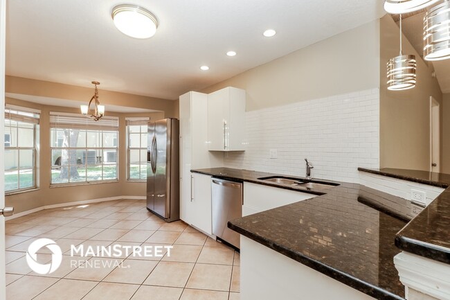 Foto del edificio - 3173 Parkhill Ave