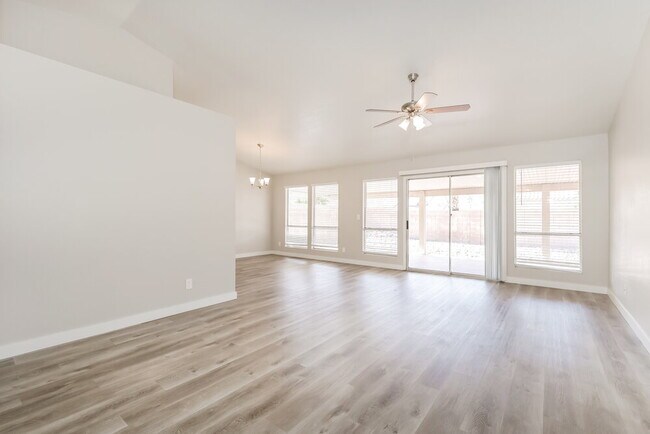 Foto del edificio - 35 Tidwell Ln