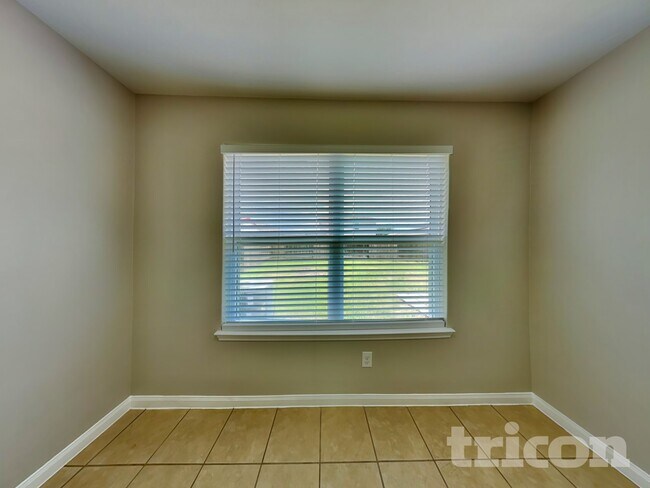 Building Photo - 336 Comanche Plains Rd