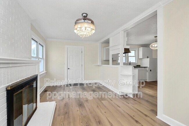 Building Photo - 1104 Linwood Rd