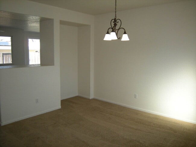 Building Photo - 2145 Beaujolais Ct