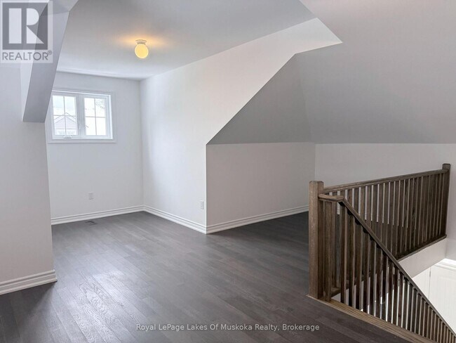 Photo du bâtiment - 16 Turnberry Ct