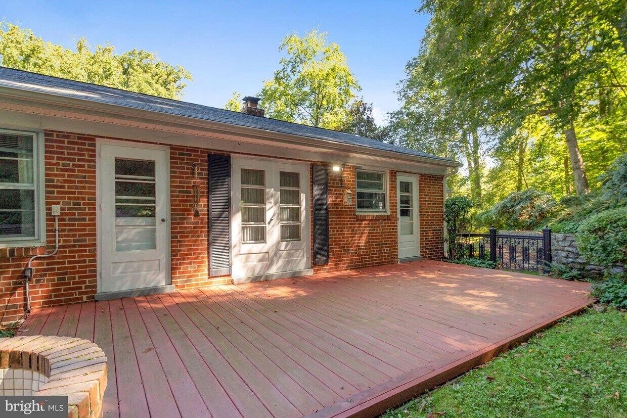 Foto principal - 6200 Bradley Blvd