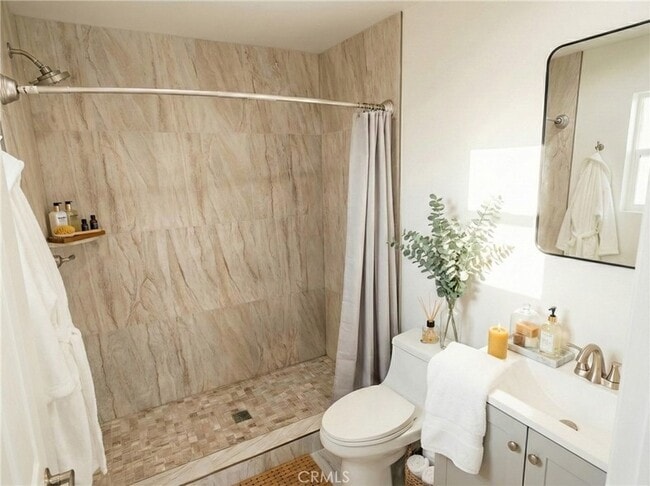 Building Photo - 8460 Nestle Ave