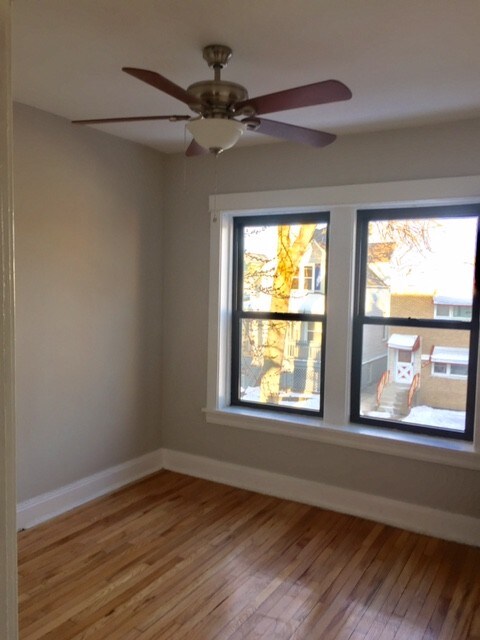 Foto del edificio - 6104 N Paulina St
