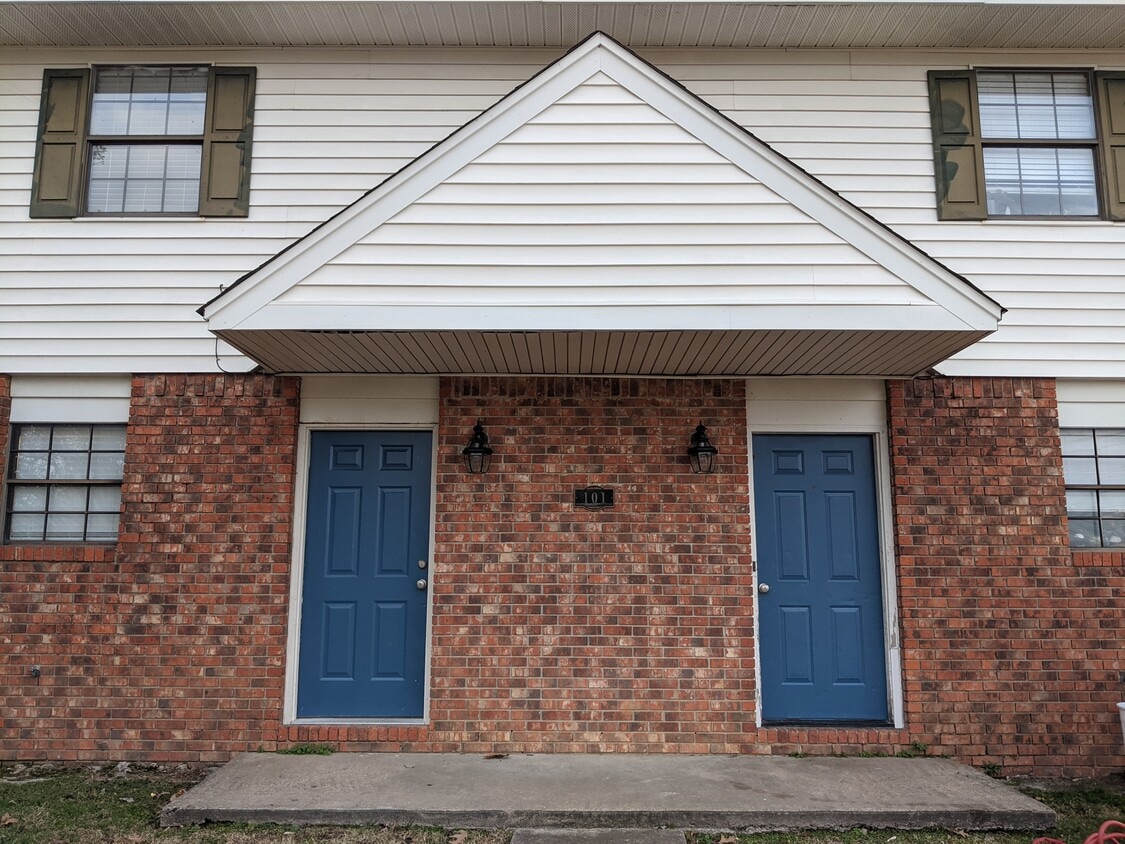 101 Club Ln, Conway, AR 72034 Townhome Rentals in Conway AR