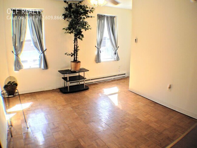 Foto del edificio - 1534 S 4th St