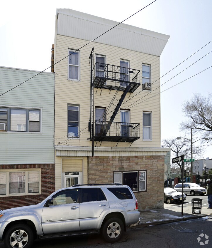 Foto principal - 1100 West St
