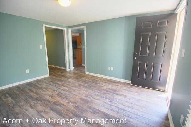 Building Photo - 2 br, 1 bath House - 808 Midway Ave