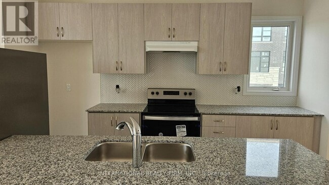 Building Photo - 146 Wascana Rd