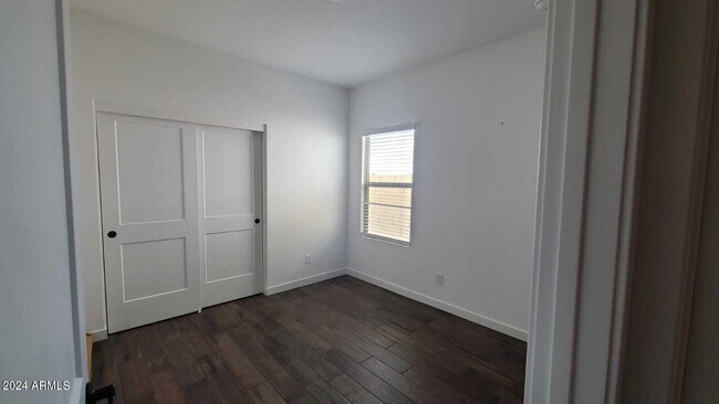 Building Photo - 40335 Bravo Dr