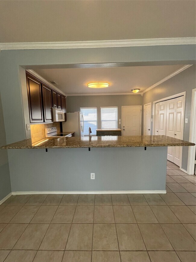 Foto del edificio - 1901 Kemah Village Dr