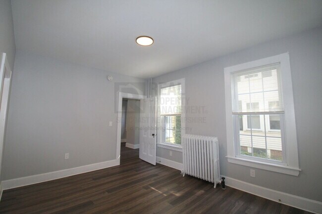 Foto del edificio - 285 Richards Ave