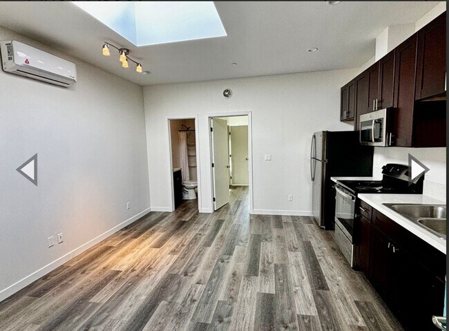 Foto del edificio - Newly Renovated 1 Bed/1 Bath