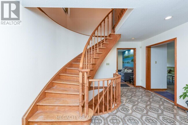 Building Photo - 27 Kiskadee Dr