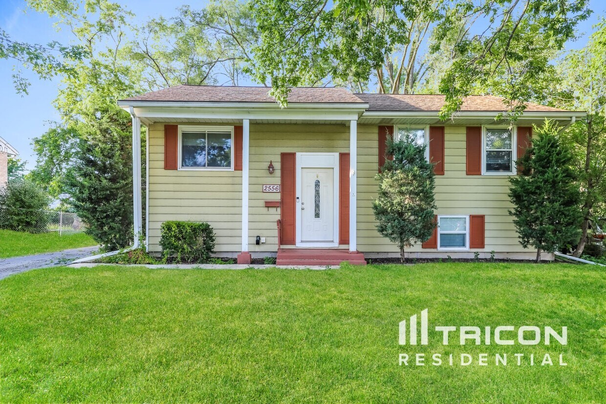 Foto principal - 2556 Forest Glen Pkwy