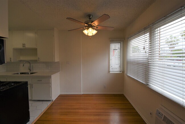 Foto del edificio - 5915 Fair Ave