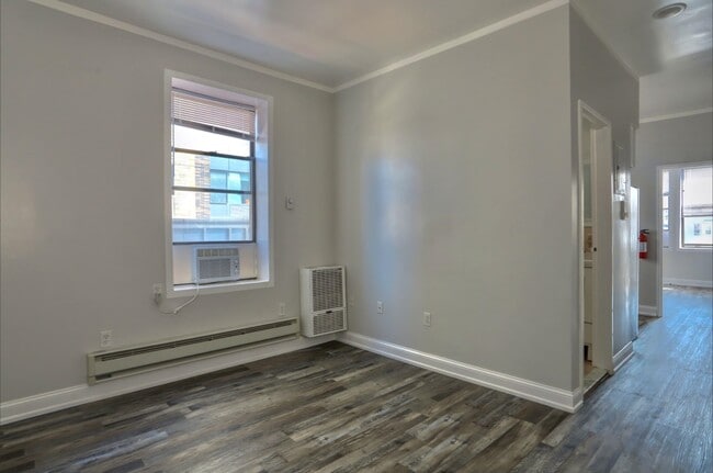 Building Photo - 4901 Murphy Pl