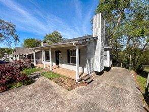 Building Photo - 1529 Ocoee Trail