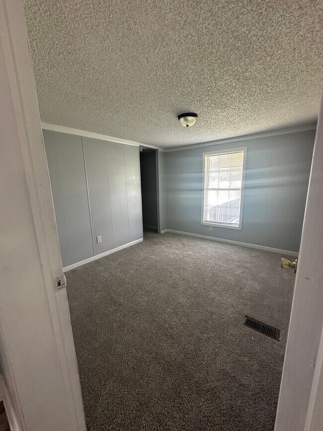 Foto del edificio - 1376 Fleetwood Cir